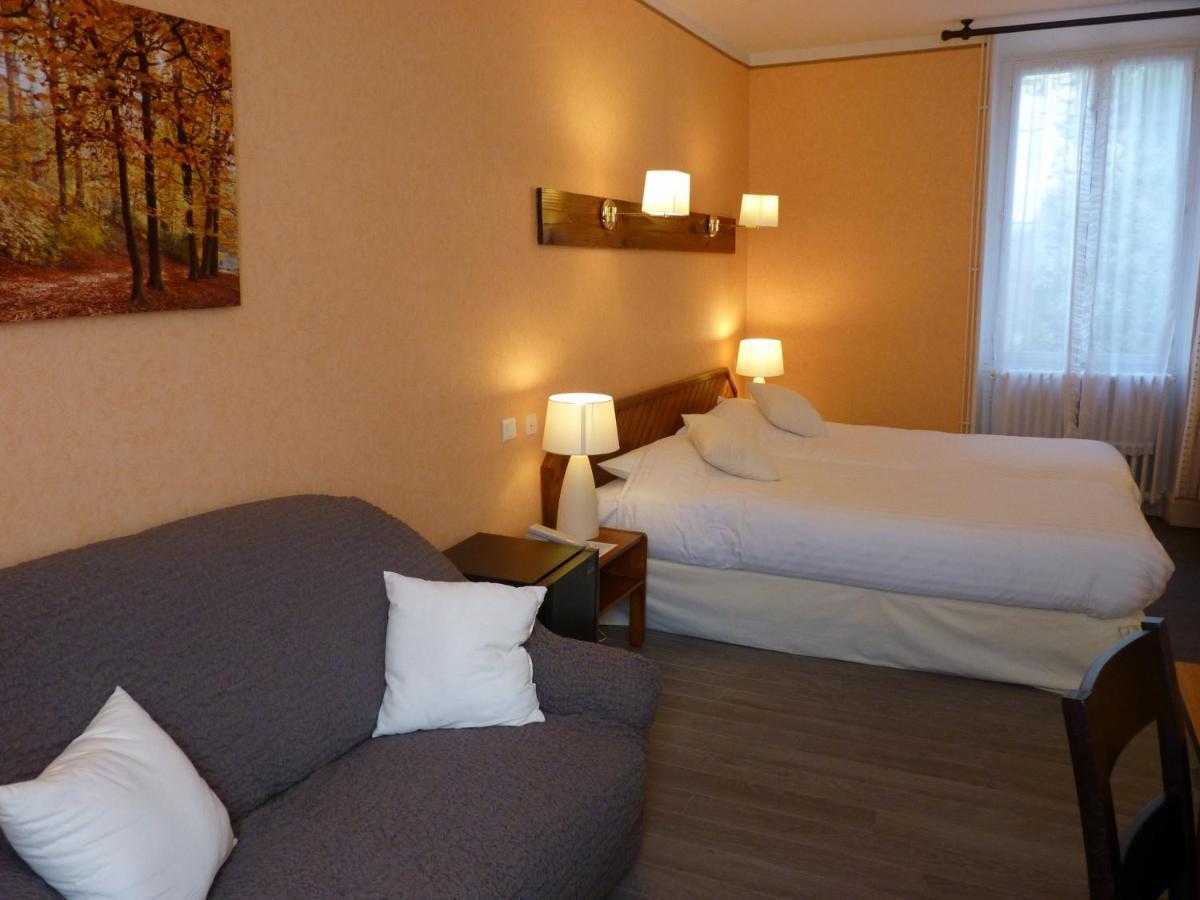 Logis Hotel Le Belle Rive Najac Esterno foto