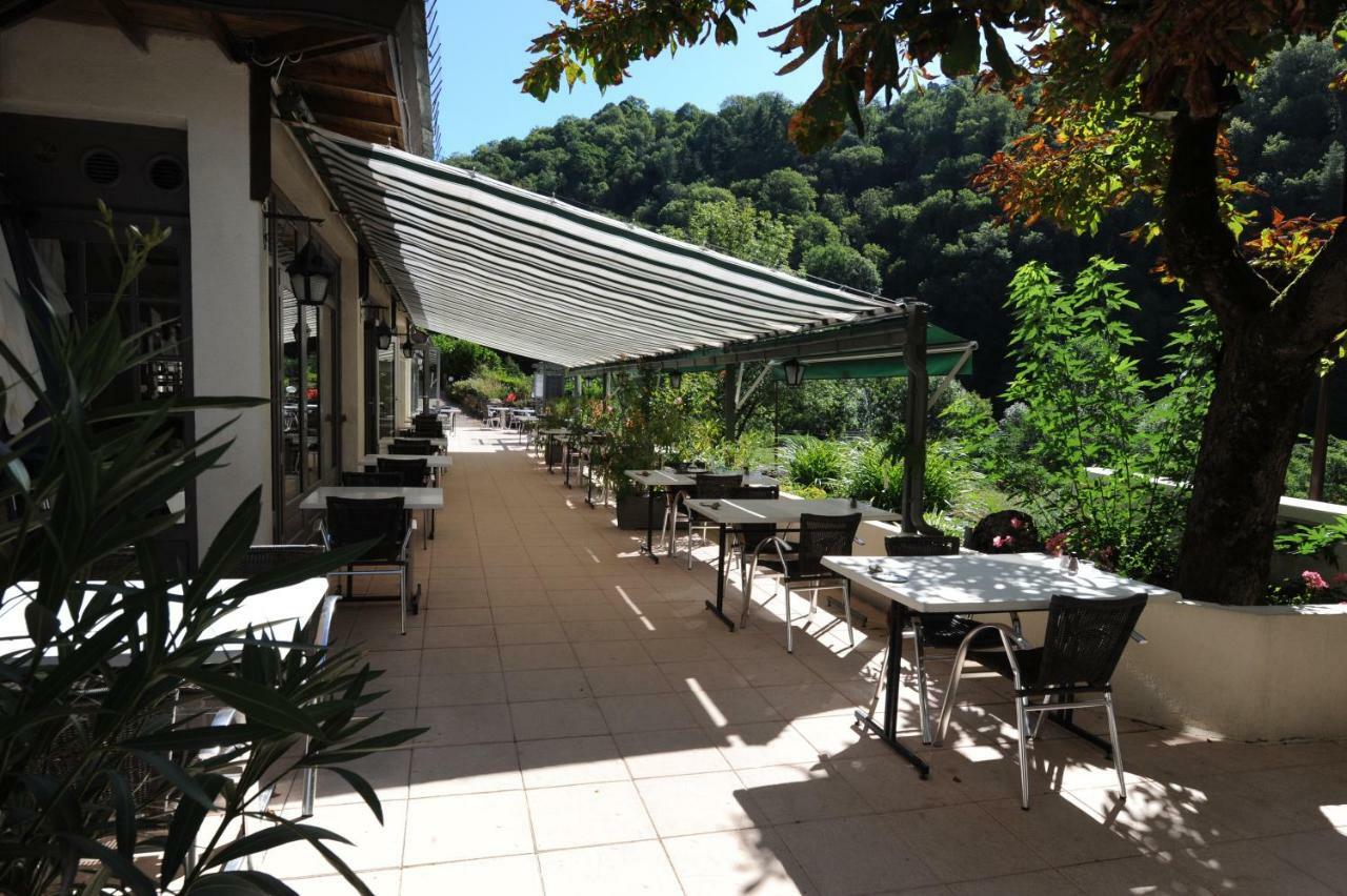 Logis Hotel Le Belle Rive Najac Esterno foto