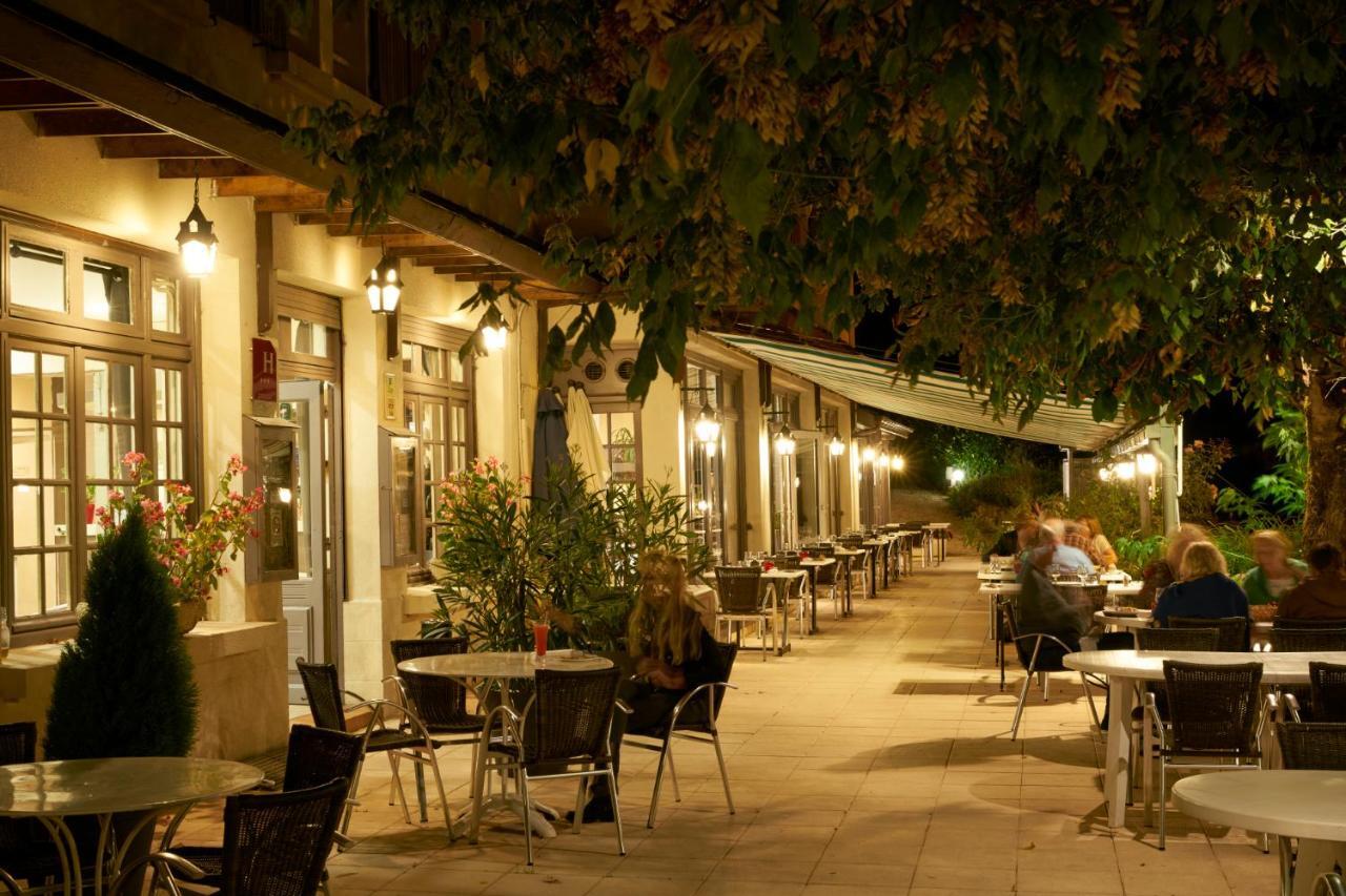 Logis Hotel Le Belle Rive Najac Esterno foto